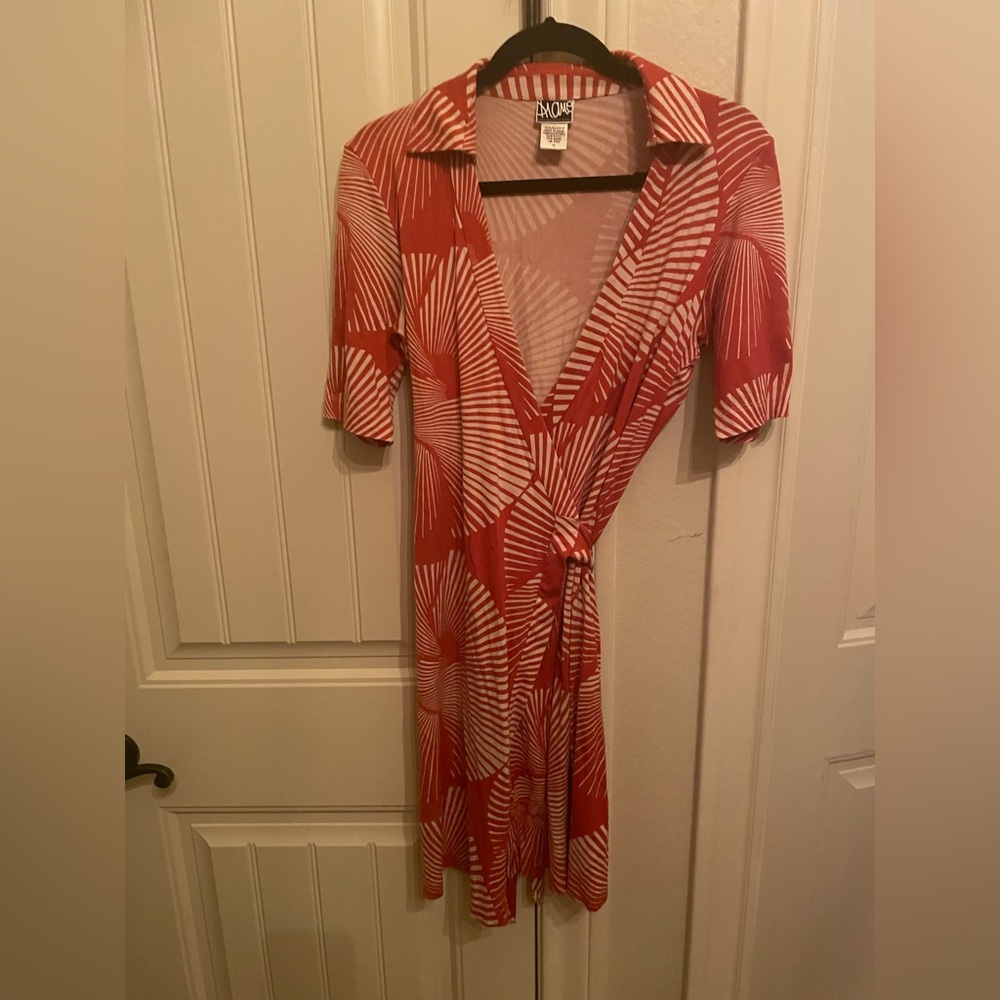 DVF Diane Von Furstenburg 100% Silk Classic Wrap Dress 12